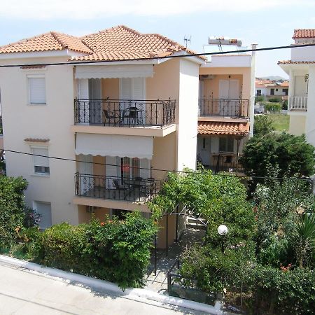 Efi Apartments Myrina Extérieur photo