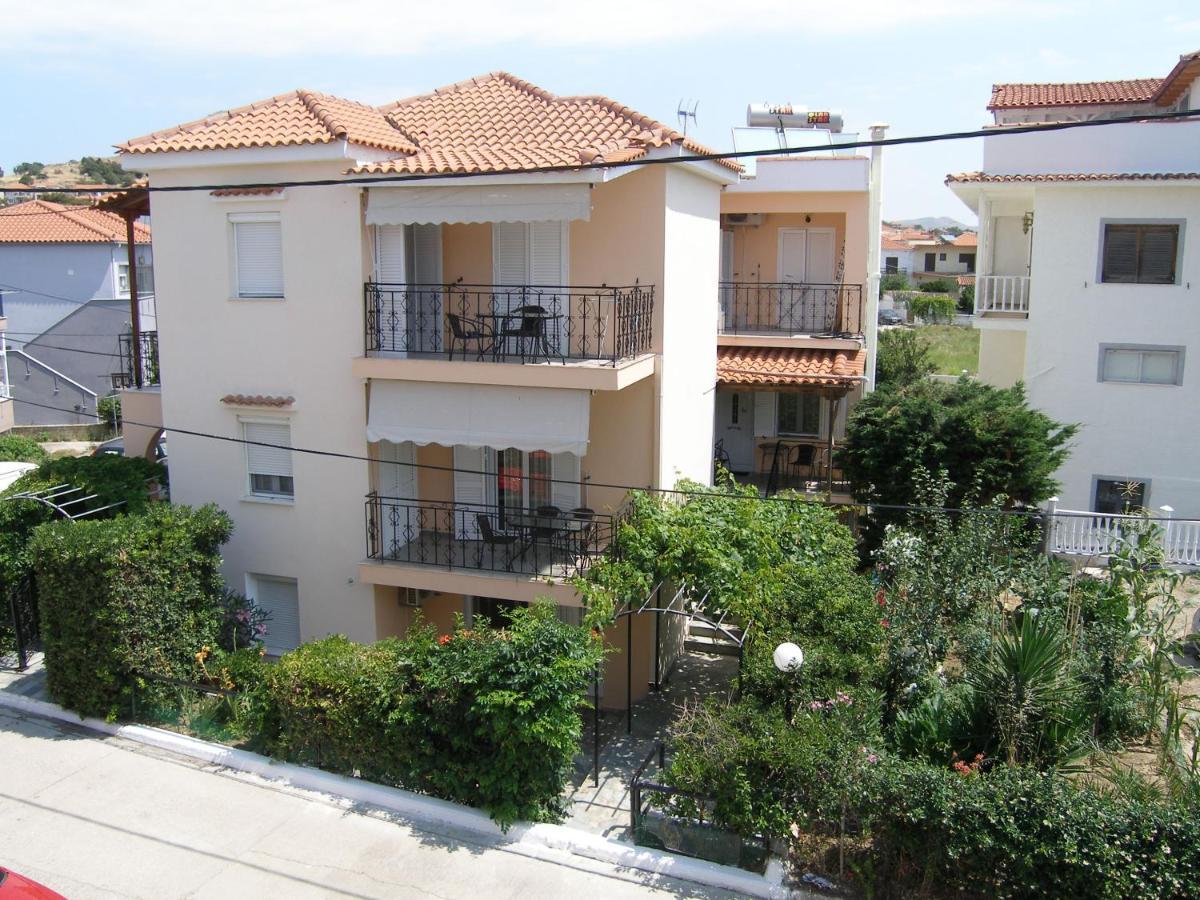 Efi Apartments Myrina Extérieur photo