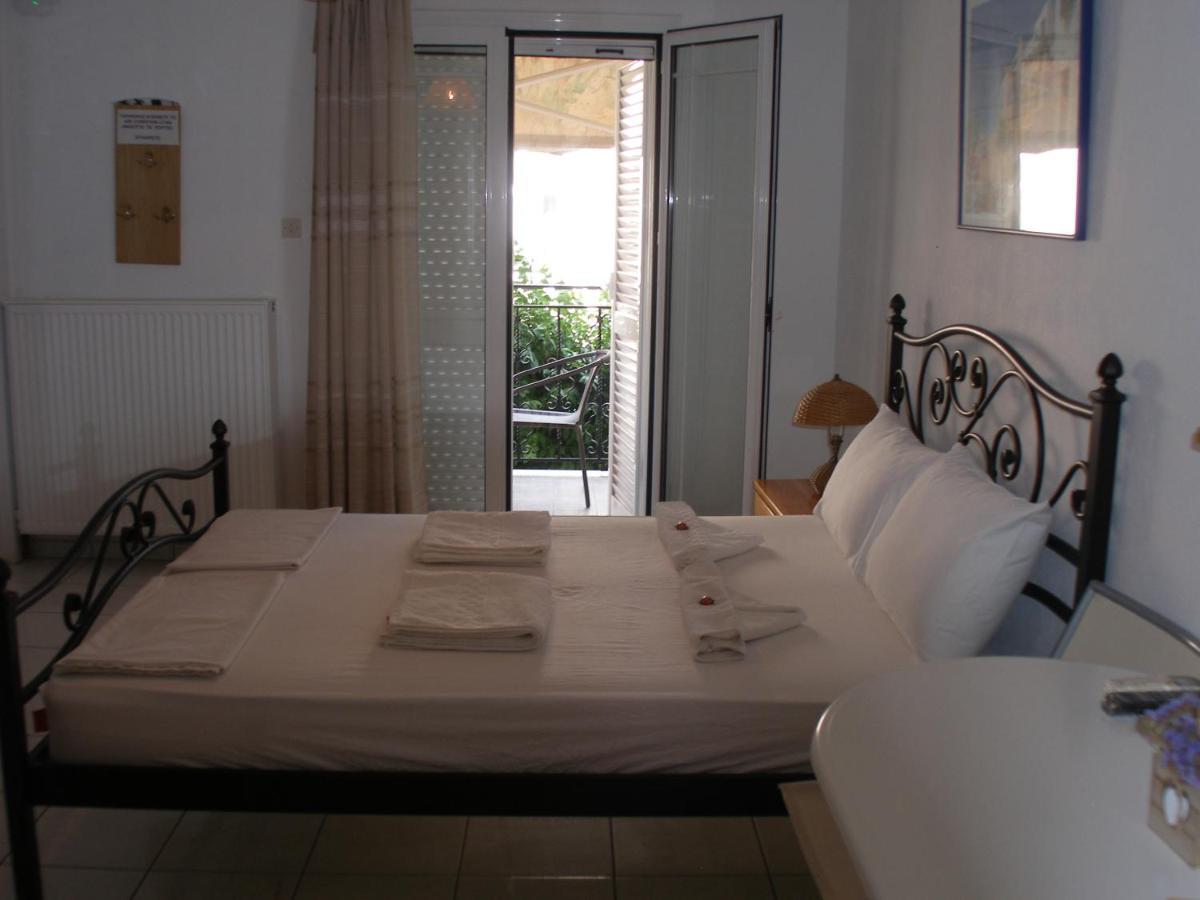 Efi Apartments Myrina Extérieur photo