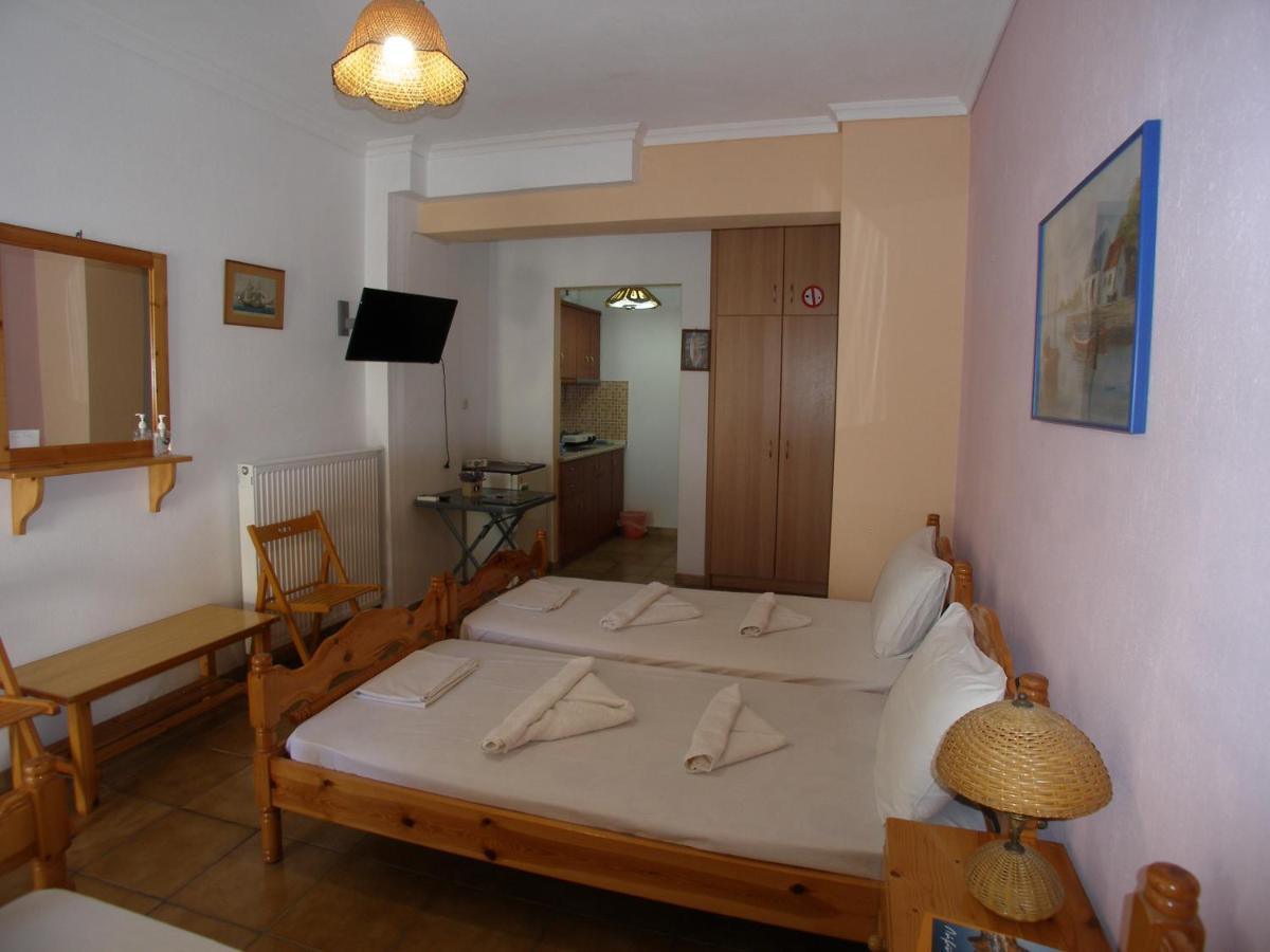 Efi Apartments Myrina Extérieur photo